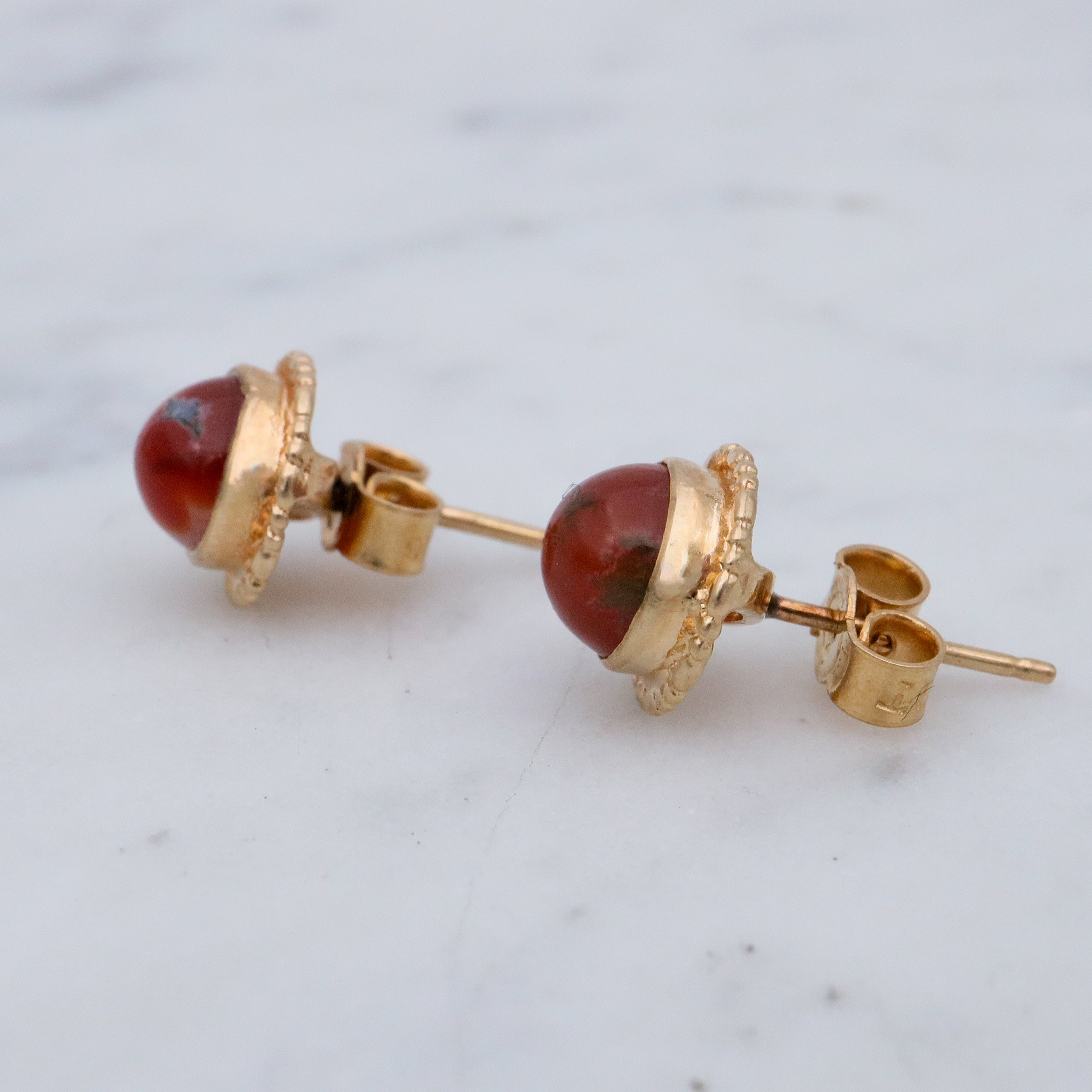 Vintage 9k gold red moss agate stud earrings